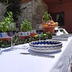 Wine & Vineyard Retreat Emarmene Prázdninový dům *