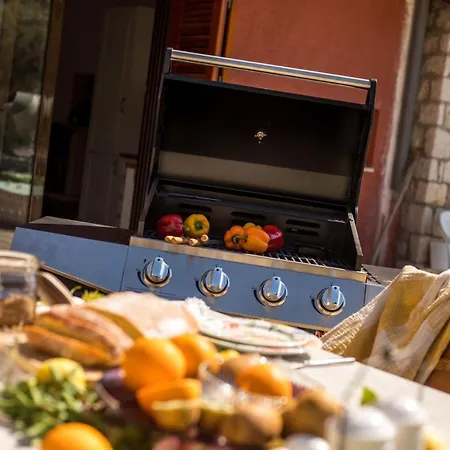 Wine & Vineyard Retreat Emarmene Ferienhaus