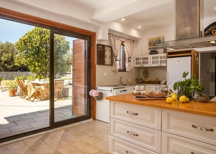 Wine & Vineyard Retreat Emarmene Holiday home Koskinou (Rhodes)