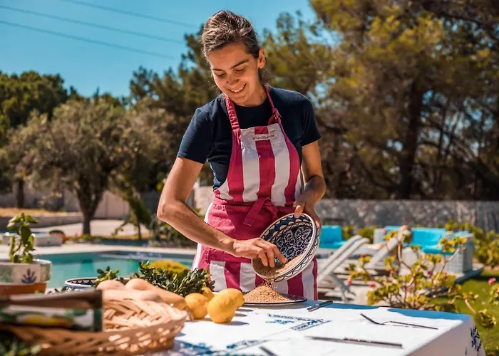 Wine & Vineyard Retreat Emarmene *