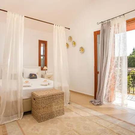 Wine & Vineyard Retreat Emarmene Koskinou (Rhodes)