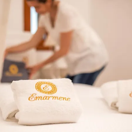 Wine & Vineyard Retreat Emarmene Vakantiehuis *