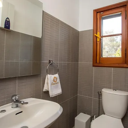 Emarmene With Private Pool Near Rhodes Town & Airport Koskinou (Rhodes)