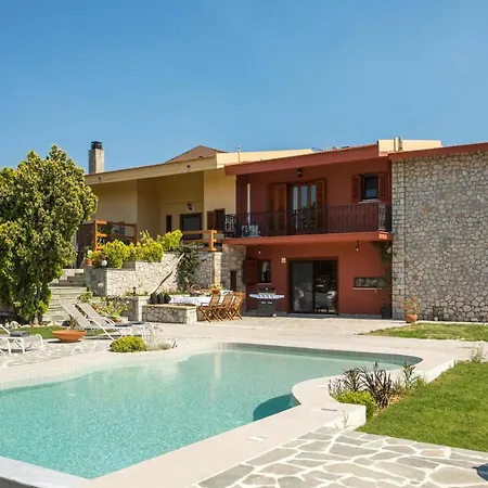 Ferienhaus Emarmene With Private Pool Near Rhodes Town & Airport *