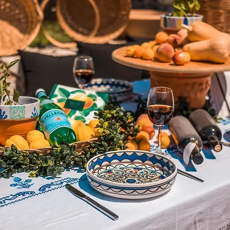 Wine & Vineyard Retreat Emarmene Vakantiehuis