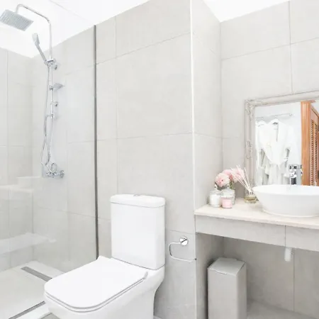 בית נופש Wine & Vineyard Retreat Emarmene Koskinou (Rhodes)