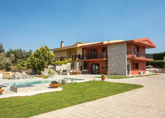 Wine & Vineyard Retreat Emarmene