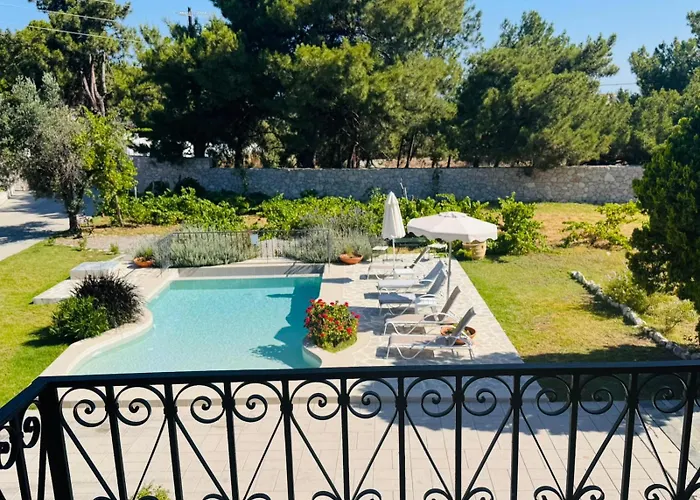 Wine & Vineyard Retreat Emarmene Koskinou (Rhodes)